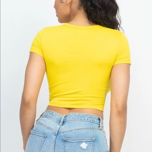 Women Yellow Casual Basic Cap Sleeve Slim Fitted Round Neck Crop Tee - Picture 5 of 5
